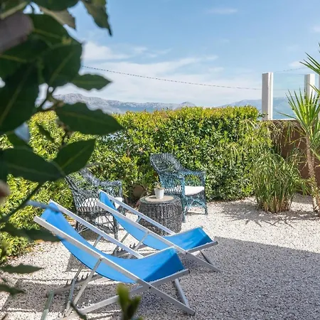 Helle Mit Meerblick Von Der Terrasse Apartmán Trogir